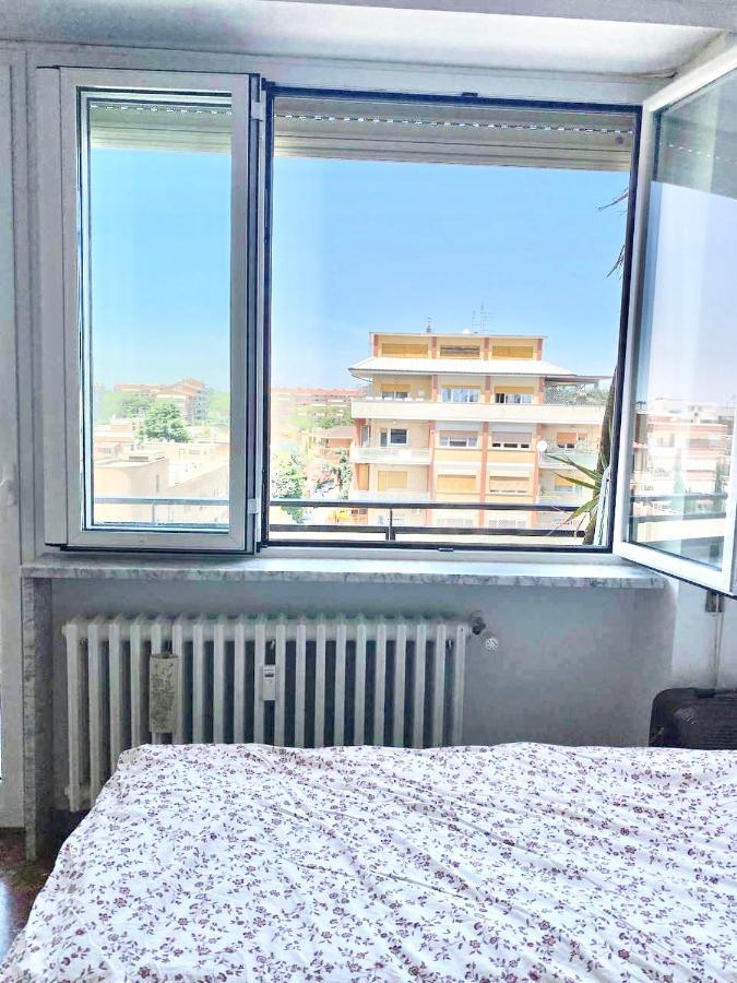 Female Dormitory For Only Female Bed and Breakfast Roma Exterior foto